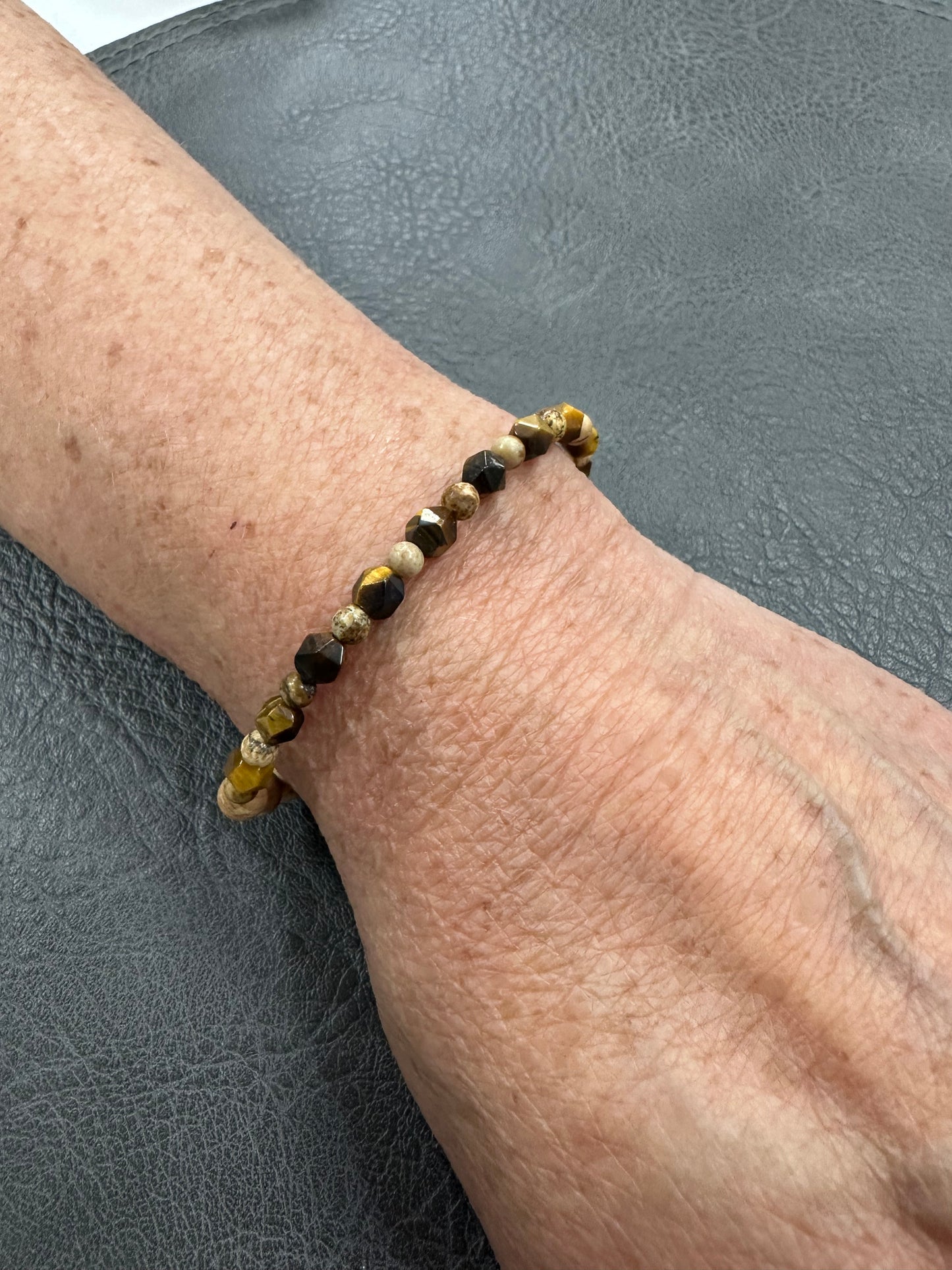 Tiger's Eye Wood Diffuser Bracelet